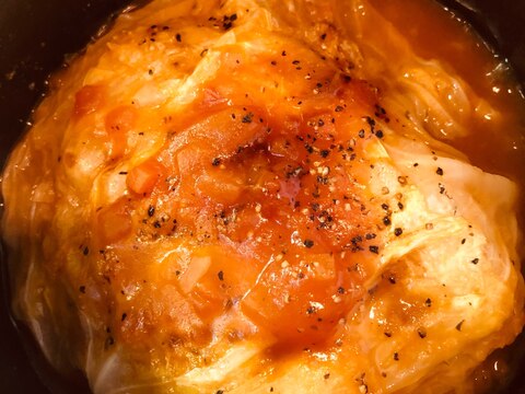 【お正月】キャベツまるっと1個のトマト鍋